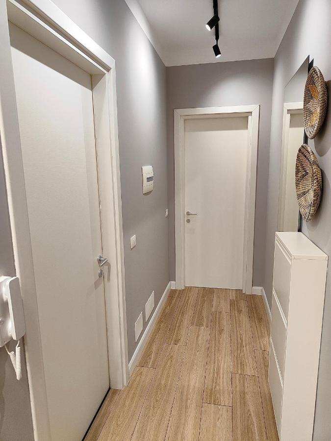 Апартаменты Modern Style 2Br-Apt - 10Min To Skanderbeg Square Тирана Экстерьер фото