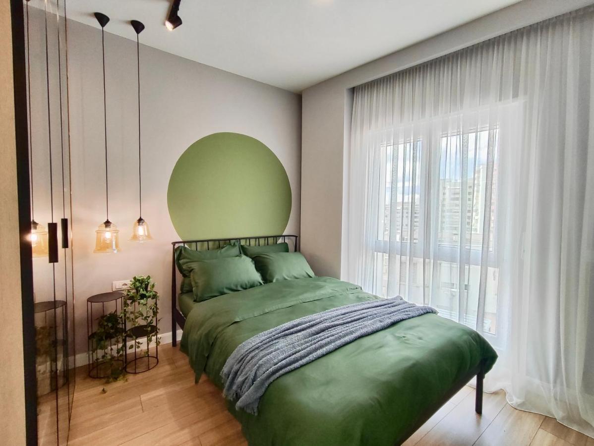 Апартаменты Modern Style 2Br-Apt - 10Min To Skanderbeg Square Тирана Экстерьер фото